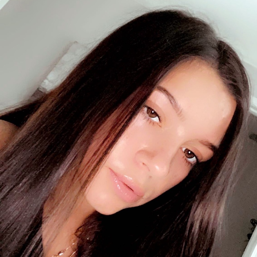 Meet your Posher, Isabella